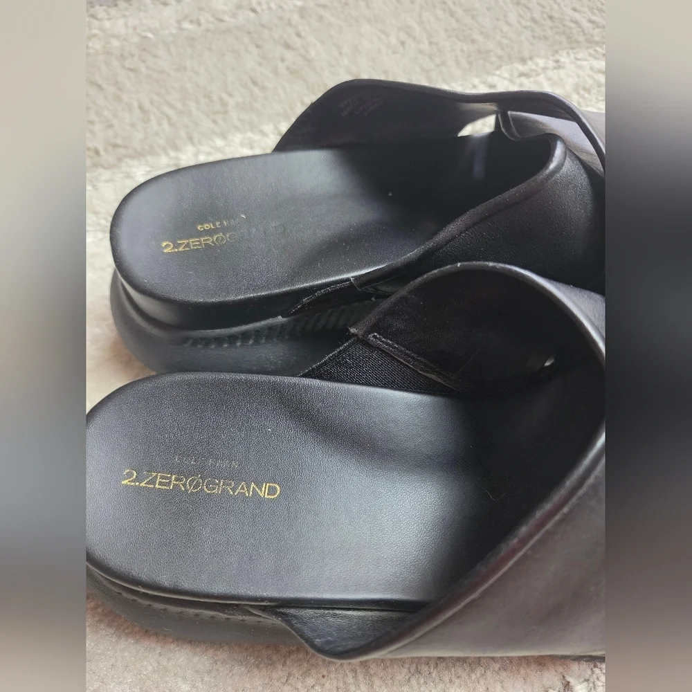 Men's Black Slip-On Slide Sandals with Cushioned Platform